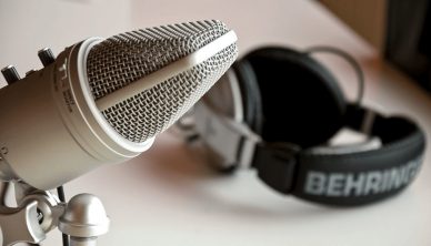 Best Headphones For Podcasting
