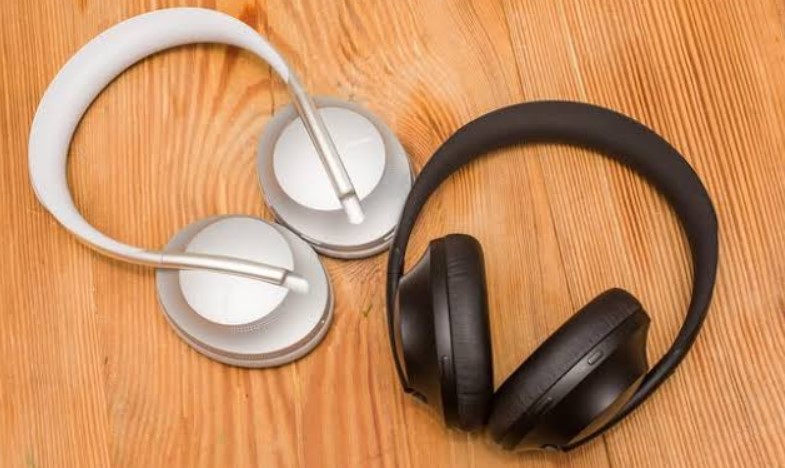 Best Noise Cancelling Headphones Under 50